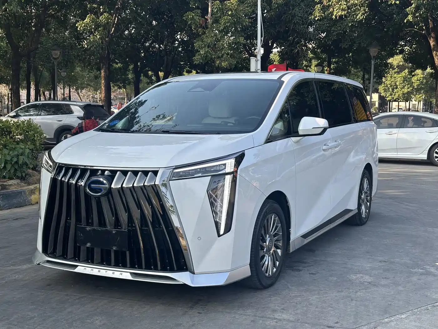 GAC Trumpchi Trumpchi M8 2023 Model Master Series Hybrid Royal Edition