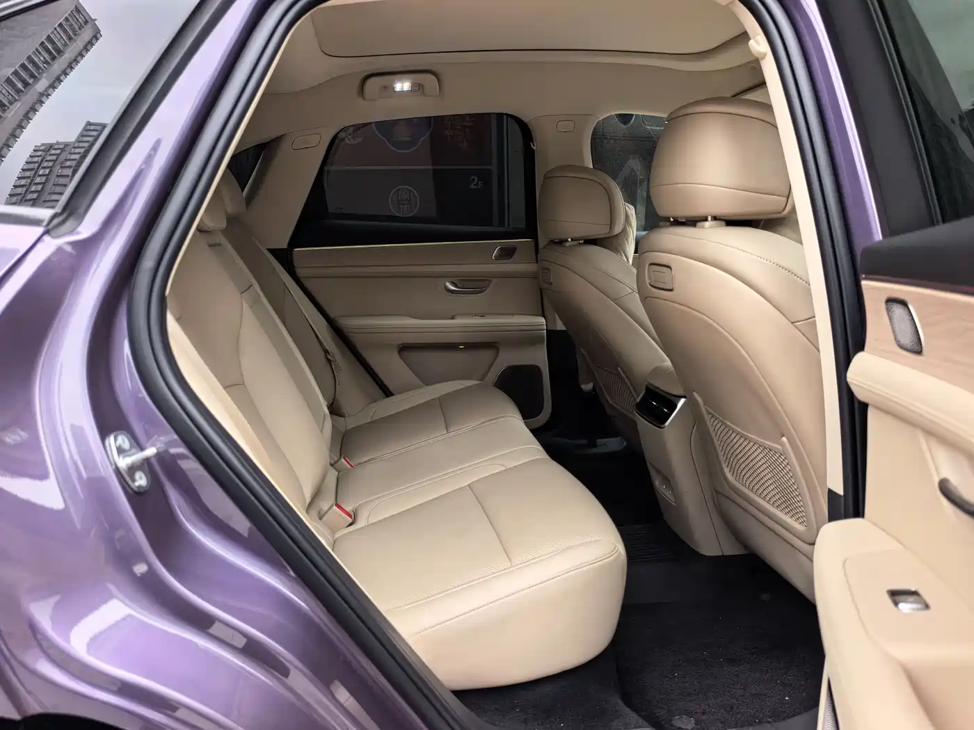 AITO Wenjie AITO M5 2025 Extended Range Ultra AWD фото 28