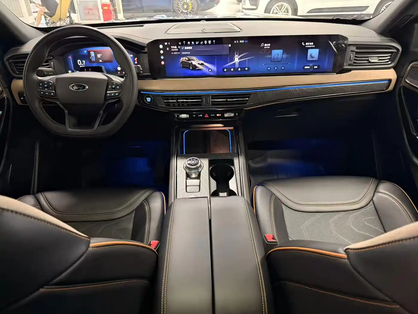 Ford Explorer 2025 2024 2.3T EcoBoost Kunlun Summit Edition 7-Seater