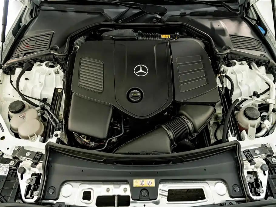 Фото 22 - Mercedes-Benz C-Class