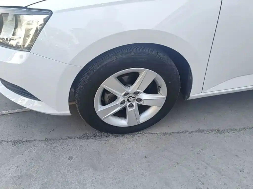 Photo 23 - Škoda Fabia