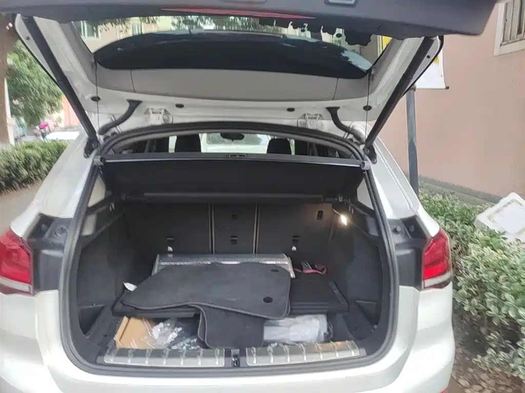 BMW X1 2022 sDrive25Li Leading фото 19