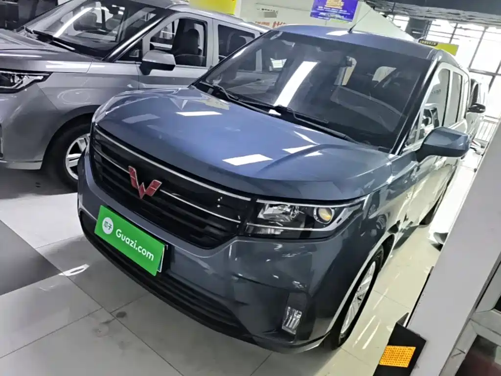 Wuling Motors Wuling Hongguang PLUS 2020 2019 1.5T Manual Luxury 7-seater