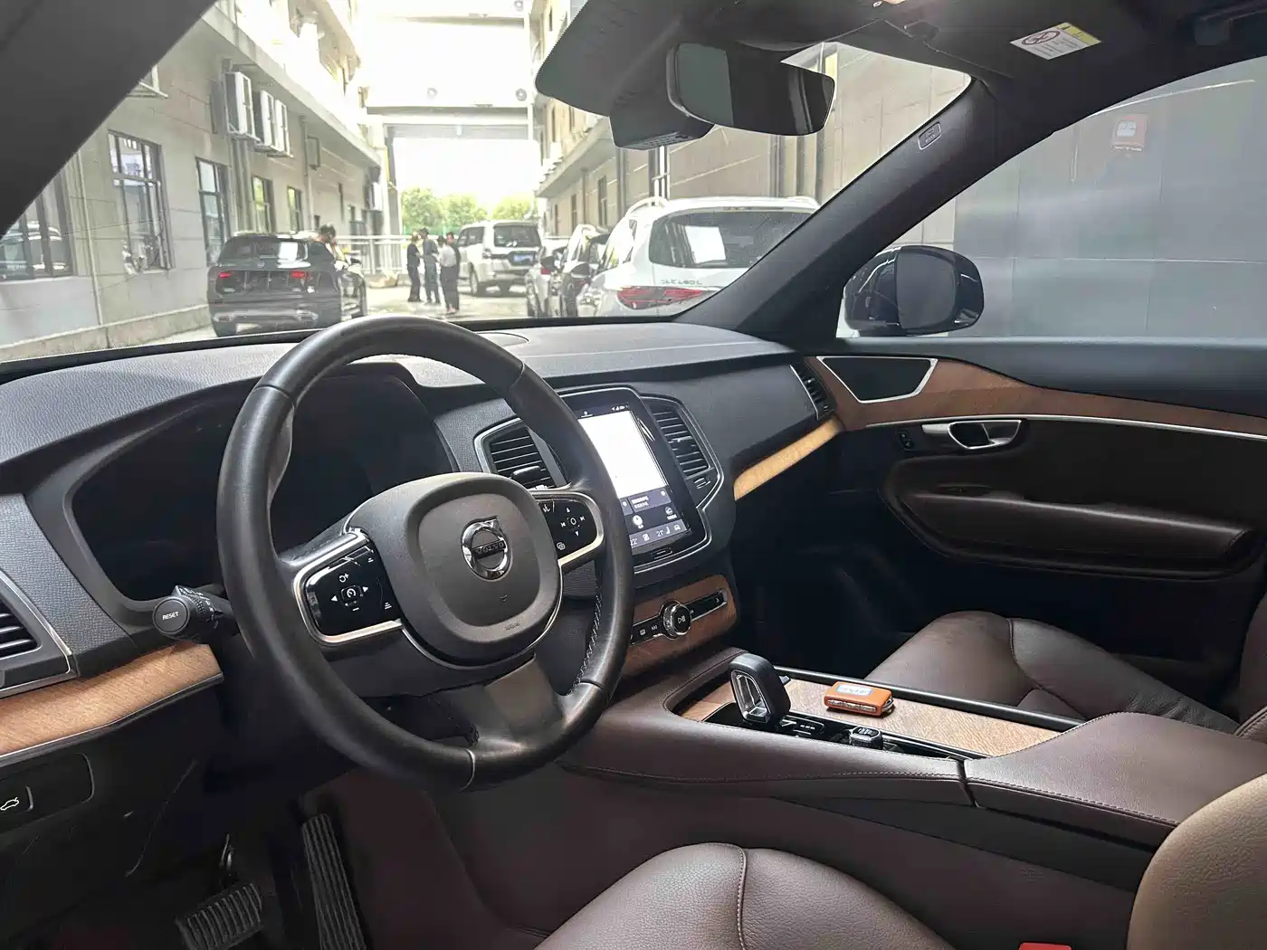 Volvo XC90 2025 2025 B5 Smart Luxury 5-Seater