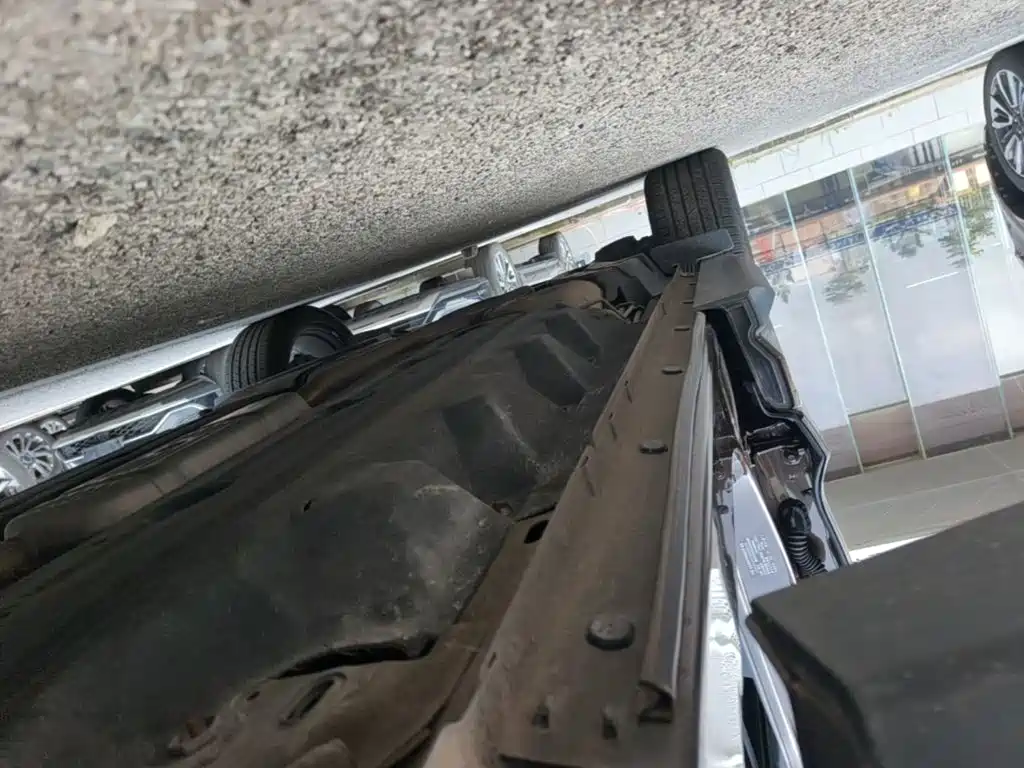 Фото 21 - Ford Edge