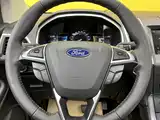 Фото 17 - Ford Edge