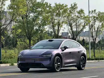 Luxeed R7