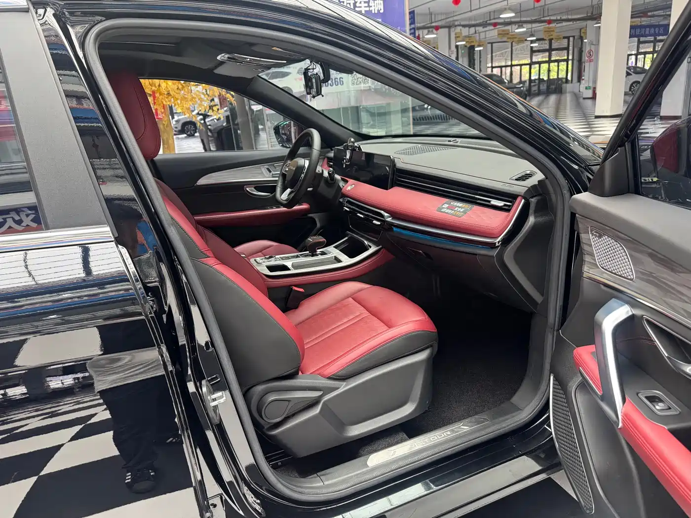 Jetour X70 PRO 2023 2023 Model 1.5T DCT Comfort 7-Seater