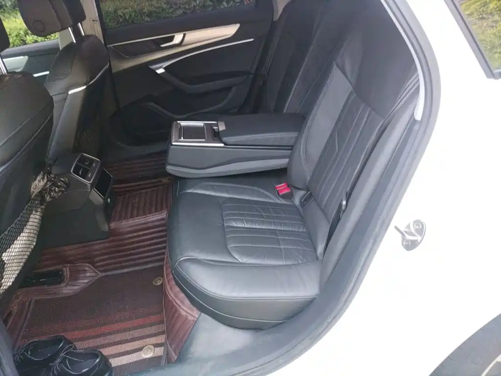 Audi A6L 2019 45 TFSI Premium Elegance фото 18