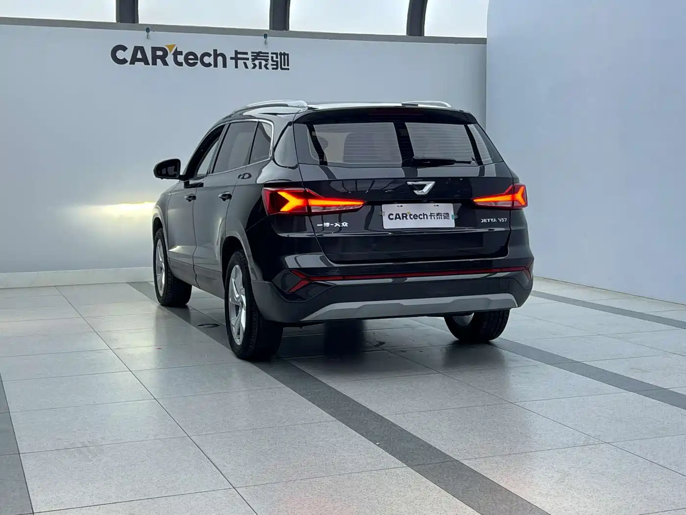 JETTA VS7