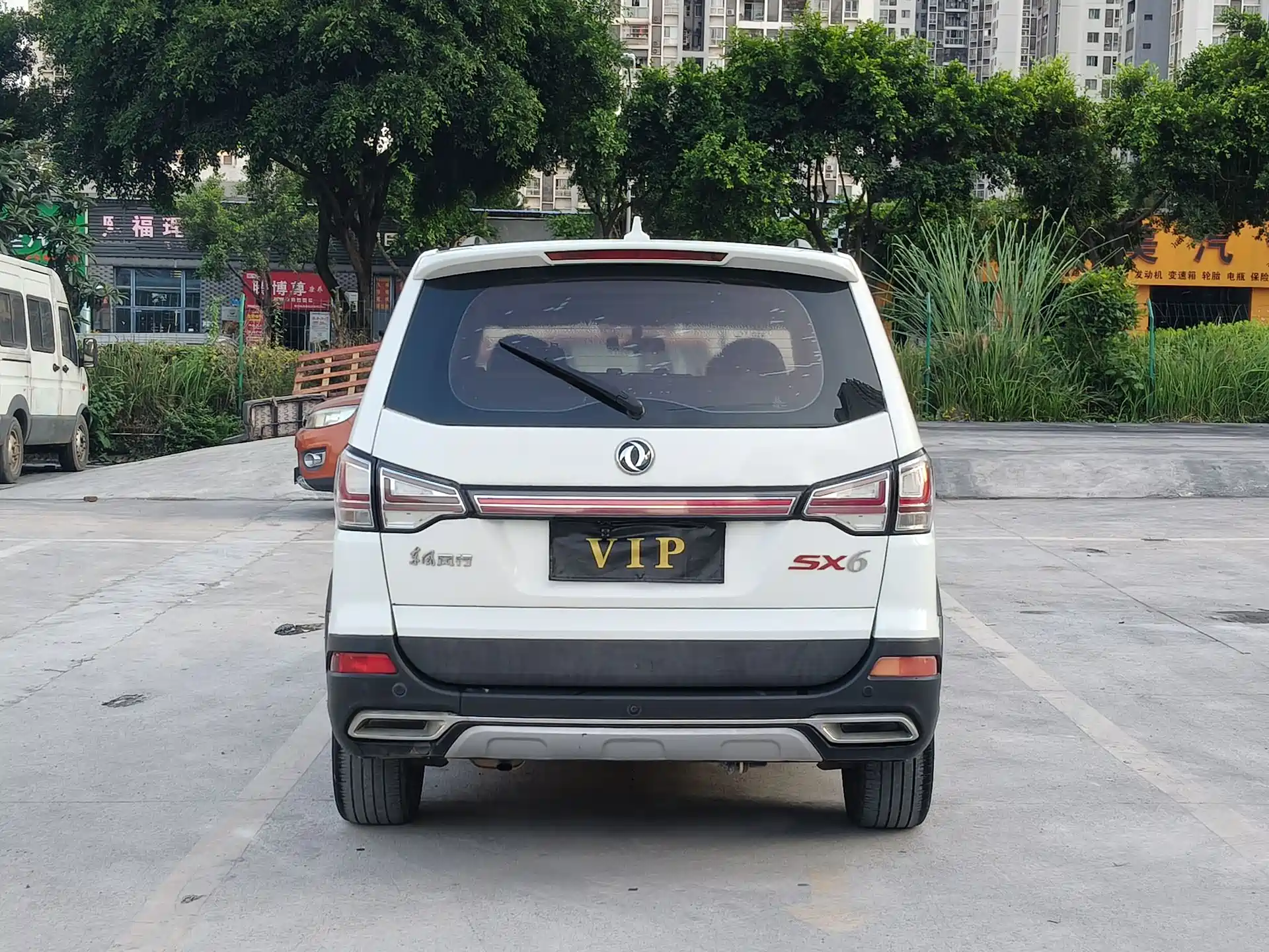 Photo 8 - Dongfeng Fengxing Fengxing SX6