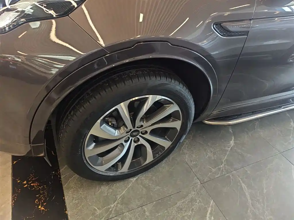 Land Rover Discovery Sport 2023 249PS R-Dynamic S Performance Version фото 23