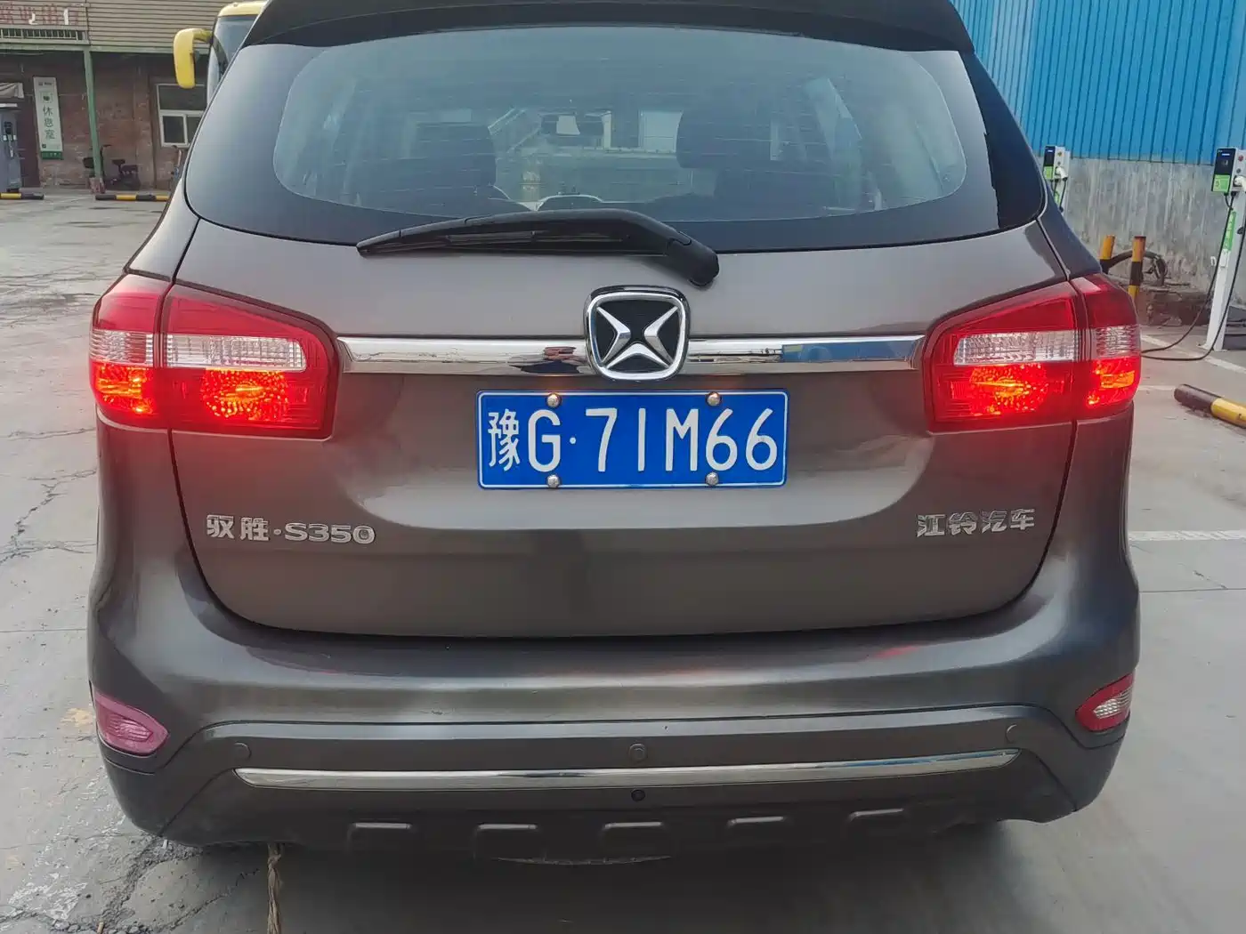 Jiangling Yusheng S350 2016 2013 2.4T Automatic 2WD Diesel Premium Luxury 5-seater