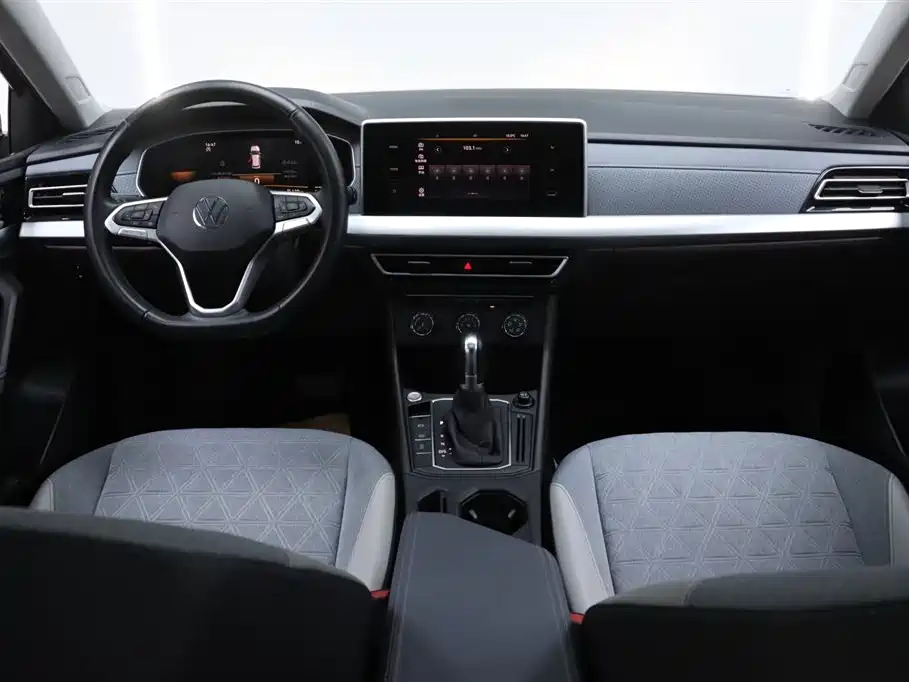 Volkswagen Lavida 2023 1.5L Auto Luxury Edition фото 22