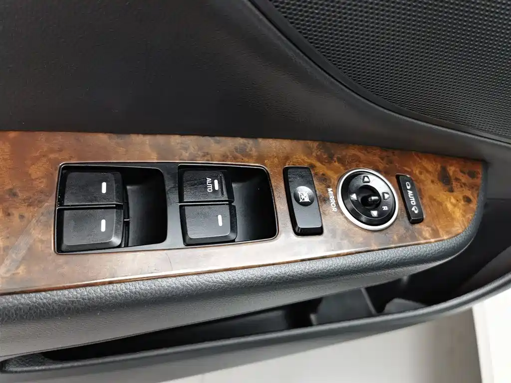 Hyundai Mistra 2014 1.8L Auto Premium DLX фото 9