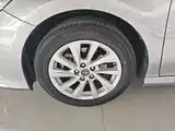 Фото 23 - Toyota Camry