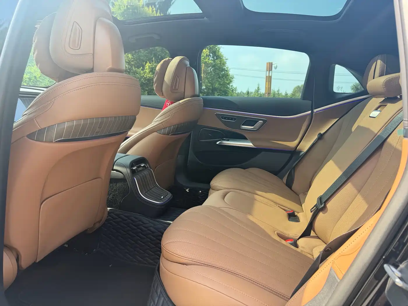 Mercedes-Benz E-Class 2025 2025 E 300 L Fashion
