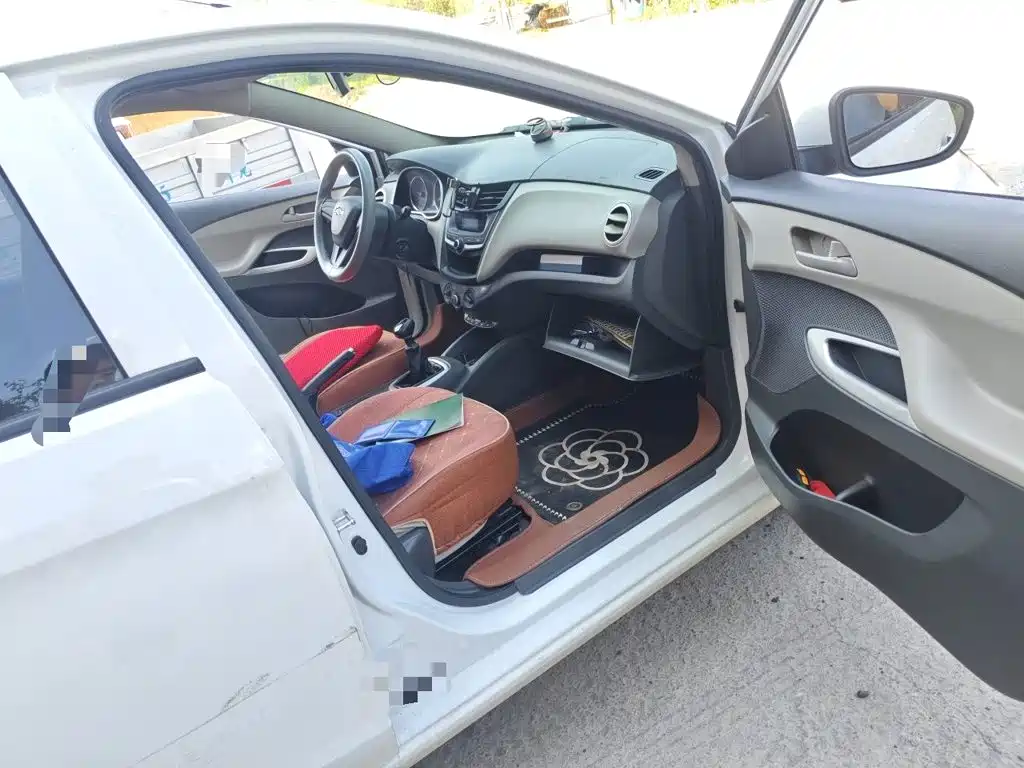 Chevrolet Sail 2018 2018 Sail 3 1.5L Manual Ideal Sunroof