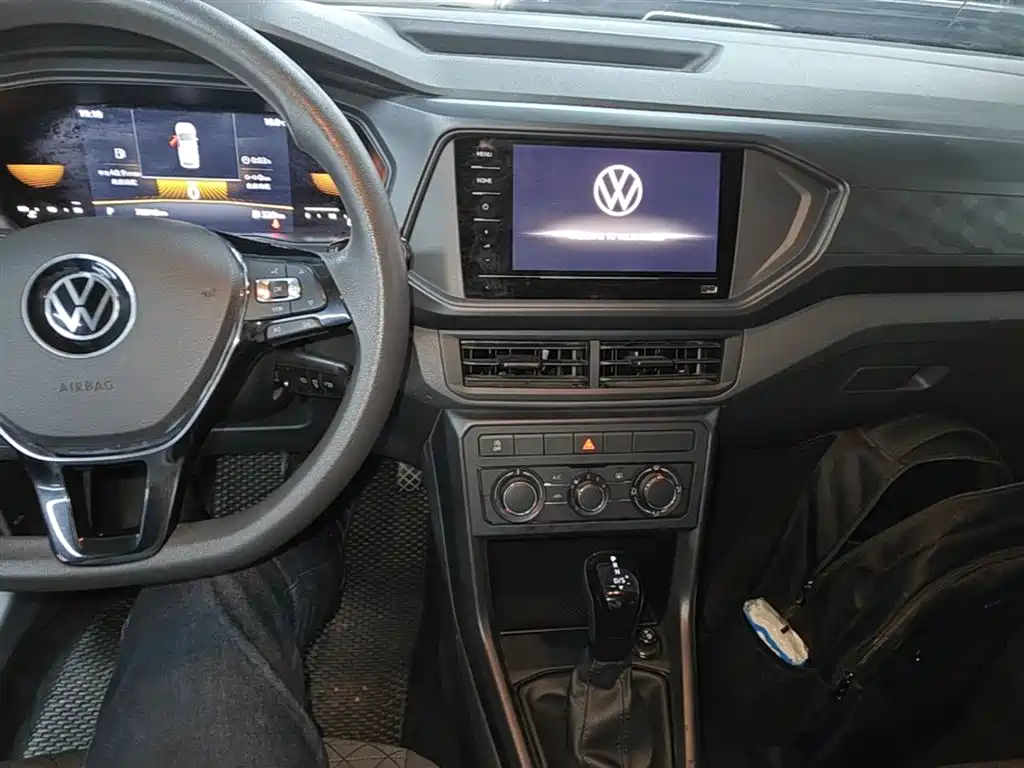 VOLKSWAGEN TU KAI