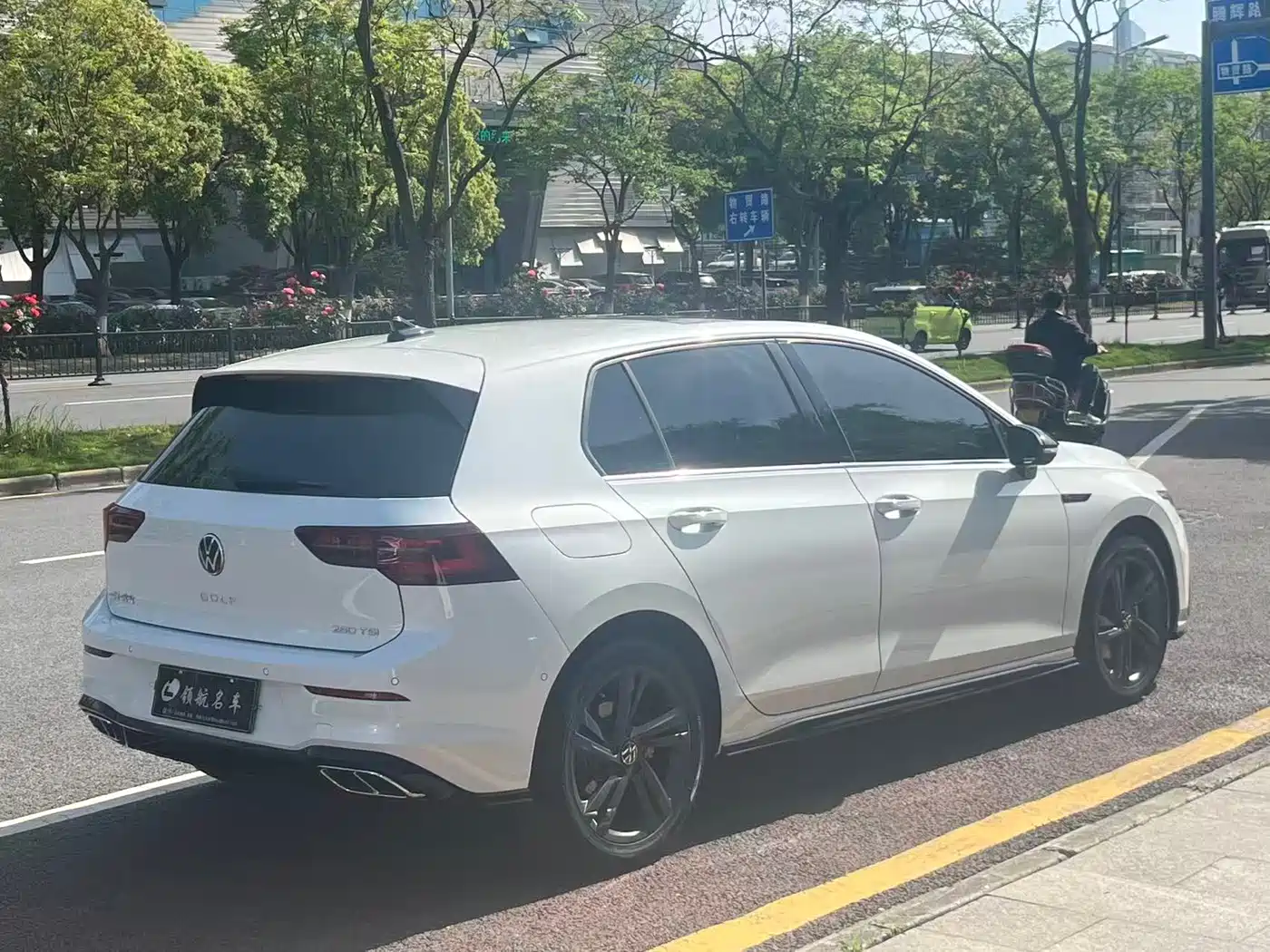 Volkswagen Golf 2021 280TSI DSG R-Line фото 3