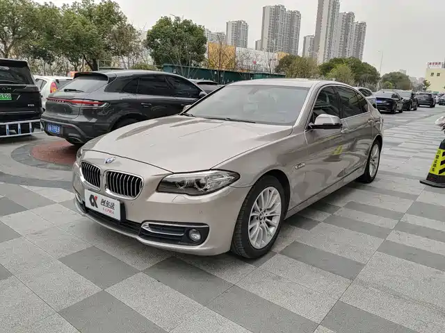 BMW 5 SERIES