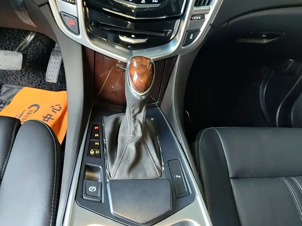 Cadillac SRX 2015 3.0L Elite фото 14