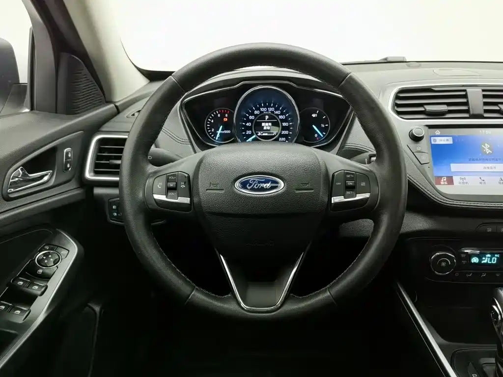 Ford Escort 2021 2019 Facelift 1.5L Auto Comfort Edition China VI