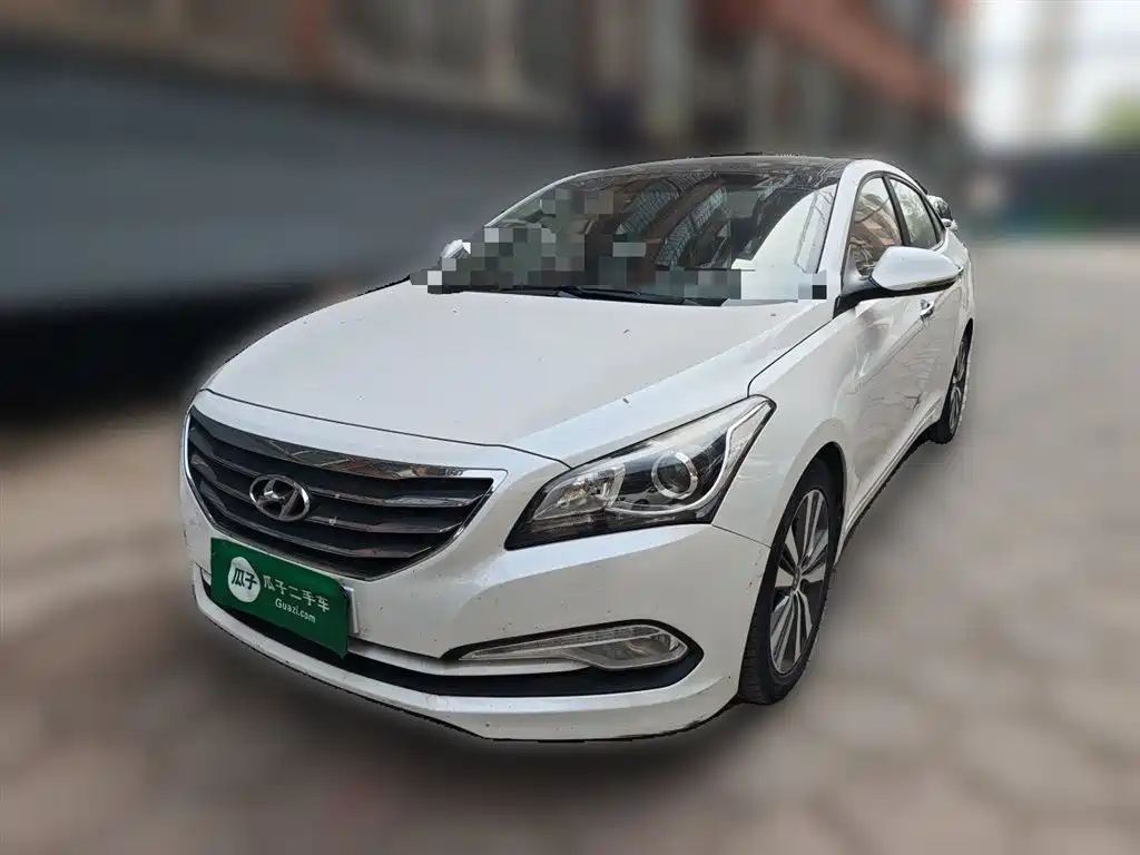 Hyundai Mistra 2016 1.8L Automatic Smart GLS фото 2