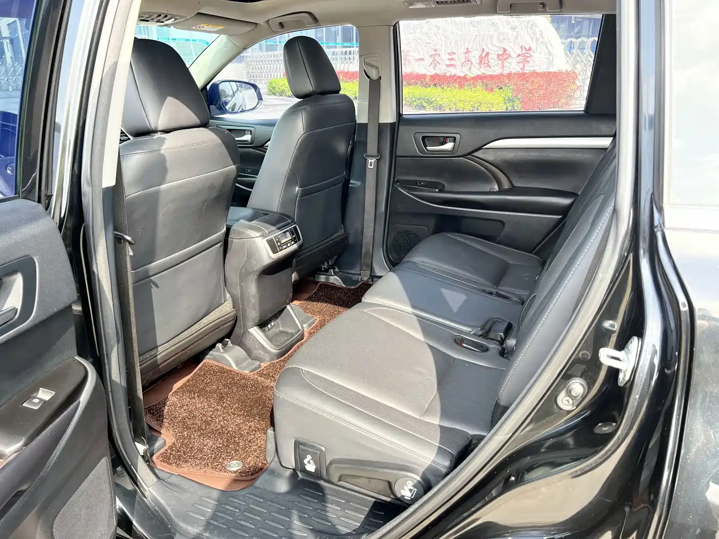 Toyota Highlander 2018 2.0T 4WD Premium 7-seater (China V) фото 15