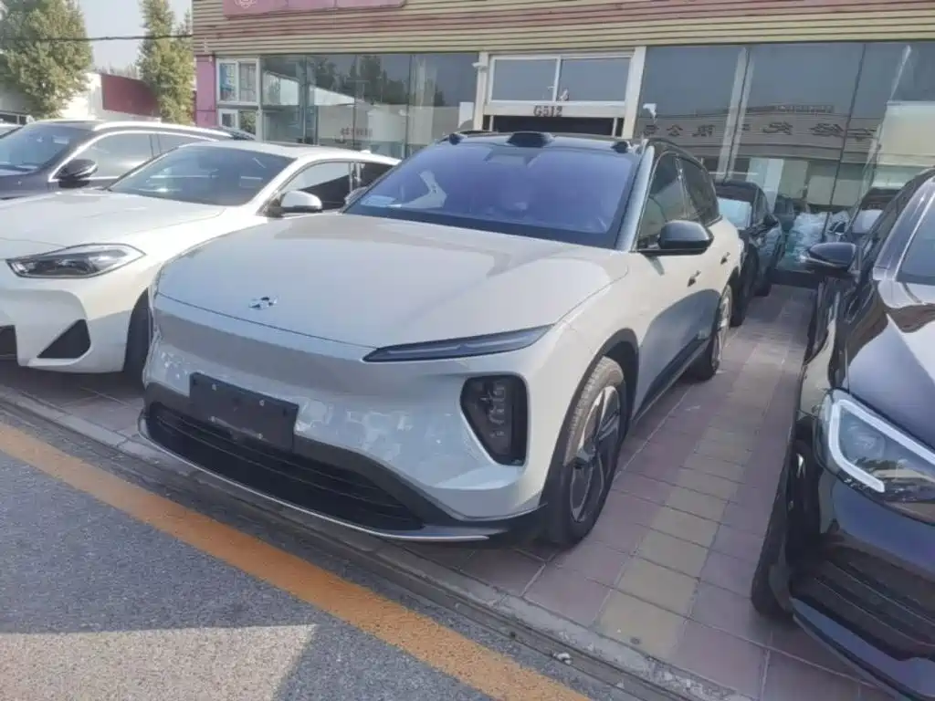 Фото 1 - NIO ES6