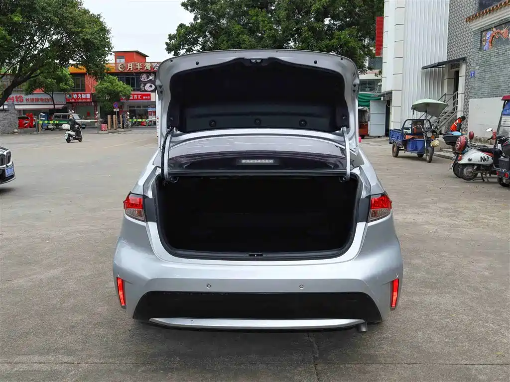 Toyota Levin 2021 185T CVT Luxury Edition фото 15