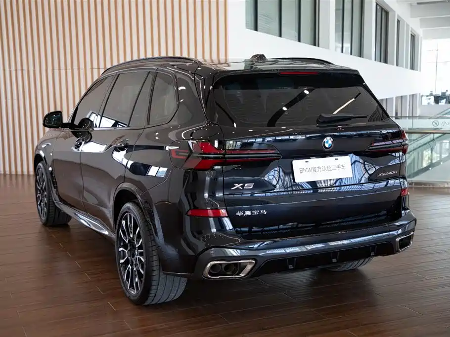 Photo 8 - BMW X5