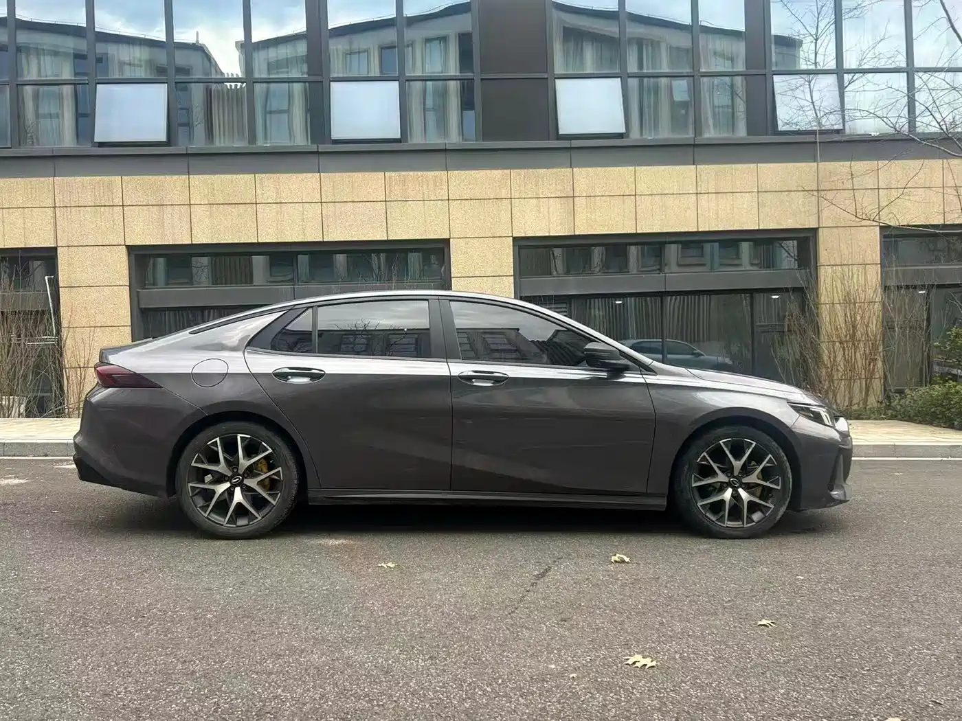 GAC Trumpchi Trumpchi Emkoo 2021 270T DCT J16 Edition фото 4