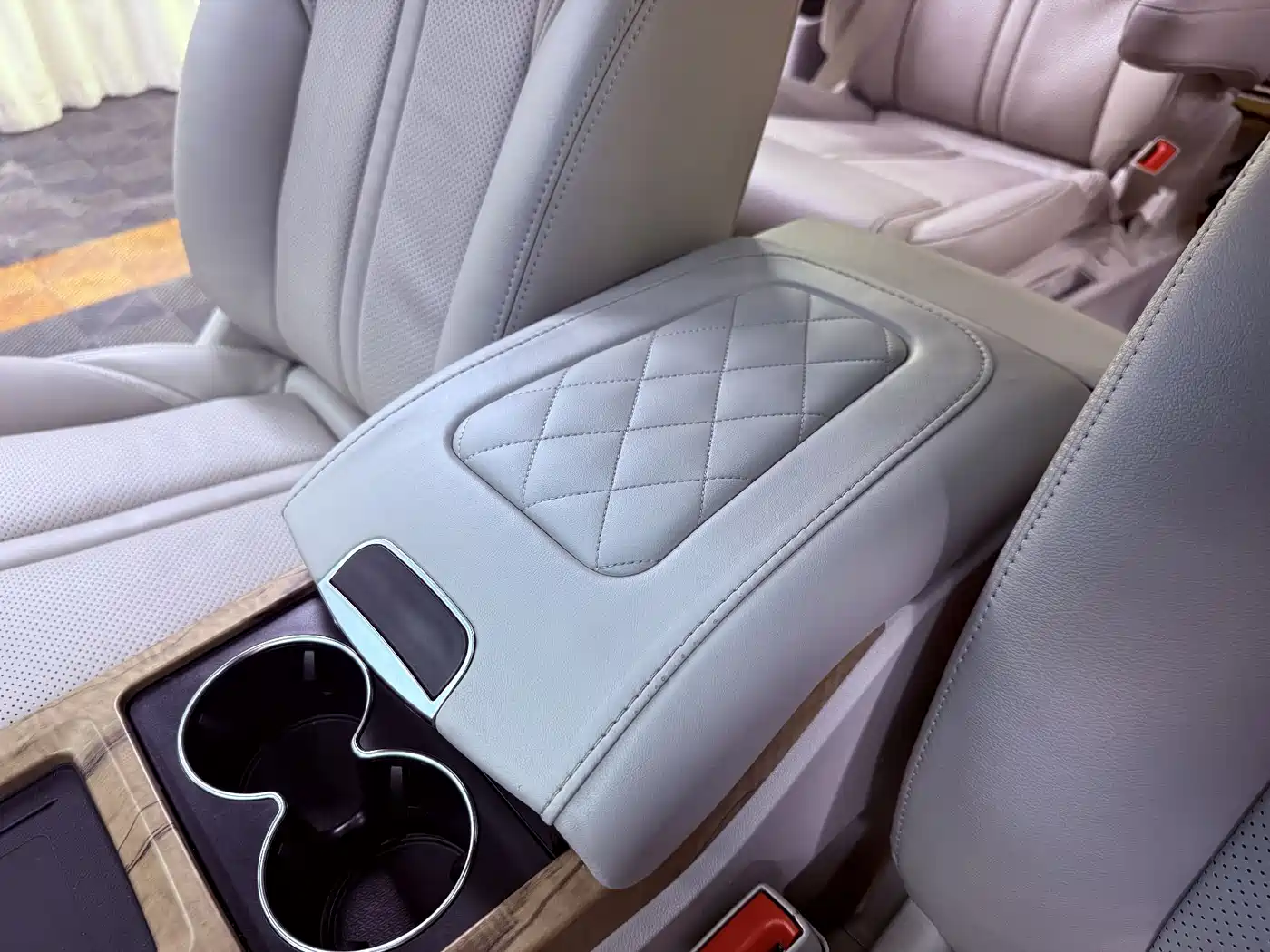 Buick GL8 2018 ES 28T Comfort Type China VI фото 33