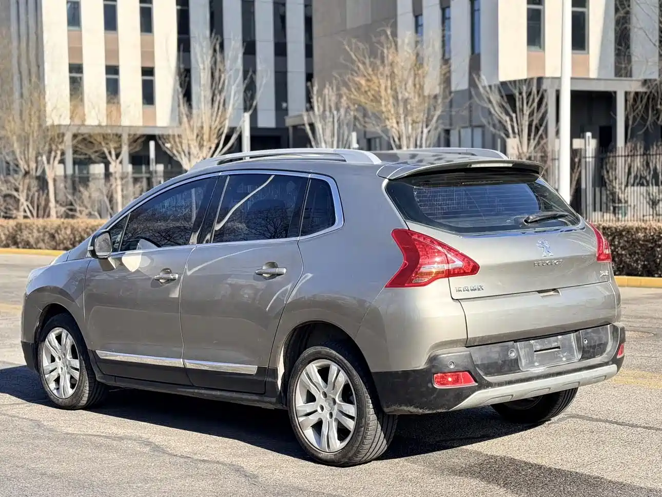 Peugeot 3008 2015 2.0L Automatic Classic Edition фото 27
