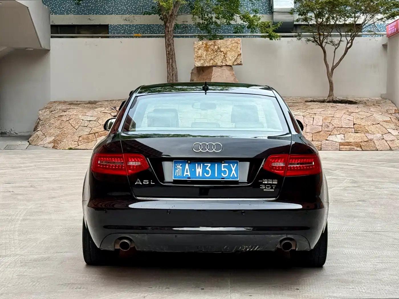 Фото 5 - Audi A6L
