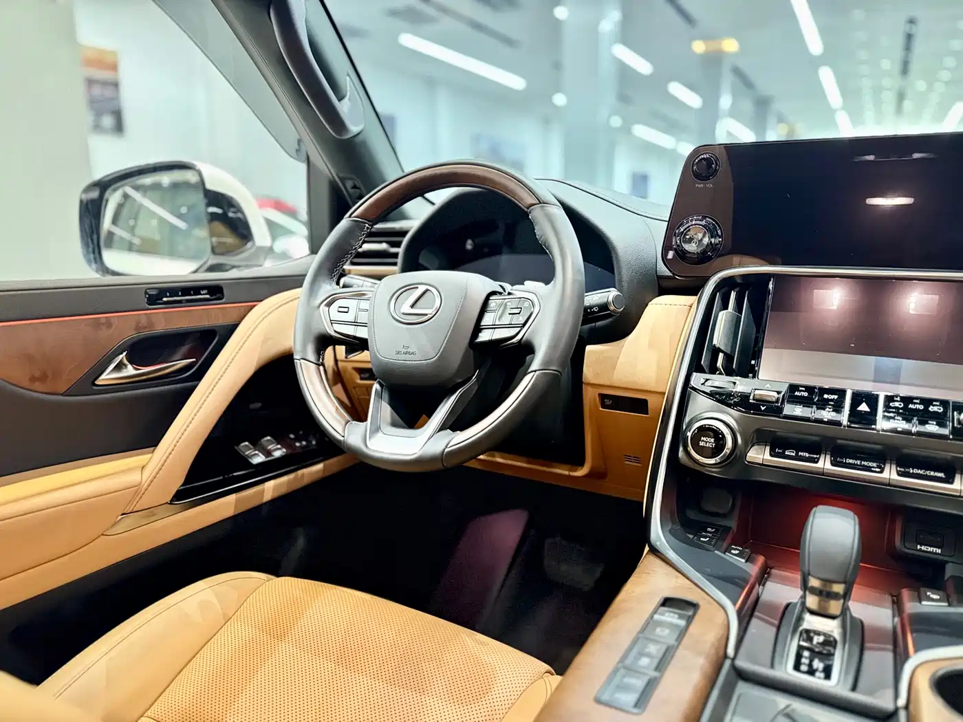 LEXUS LX