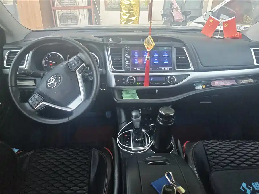 Toyota Highlander 2018 2.0T 4WD Luxury 7-seater China VI фото 12
