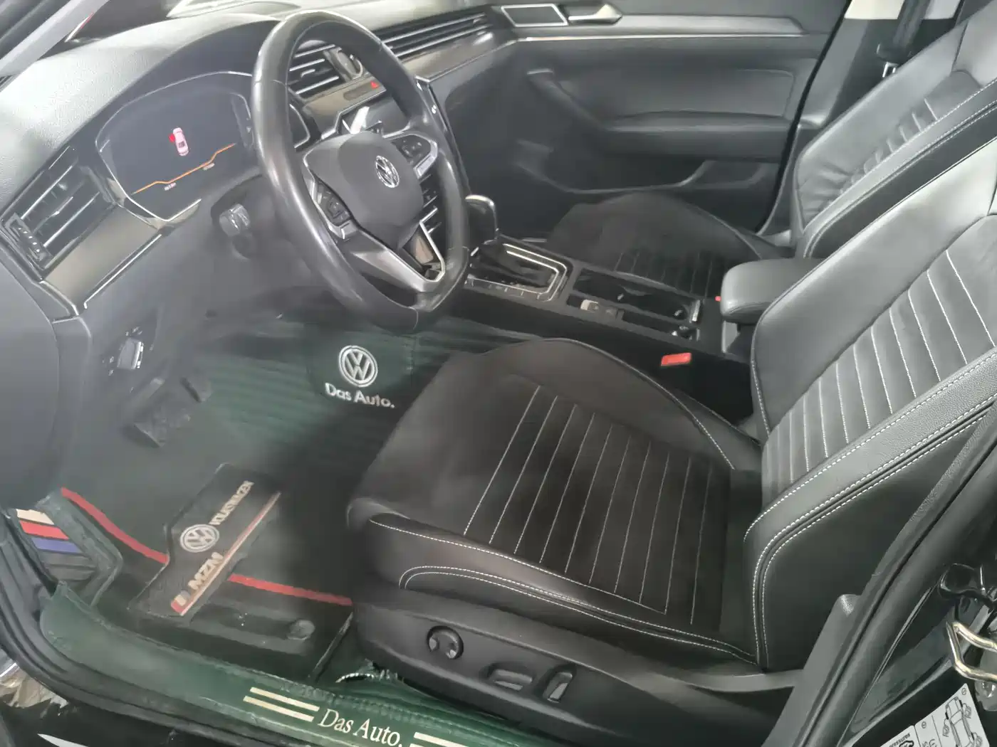 Volkswagen Magotan 2020 330TSI DSG Luxury фото 10