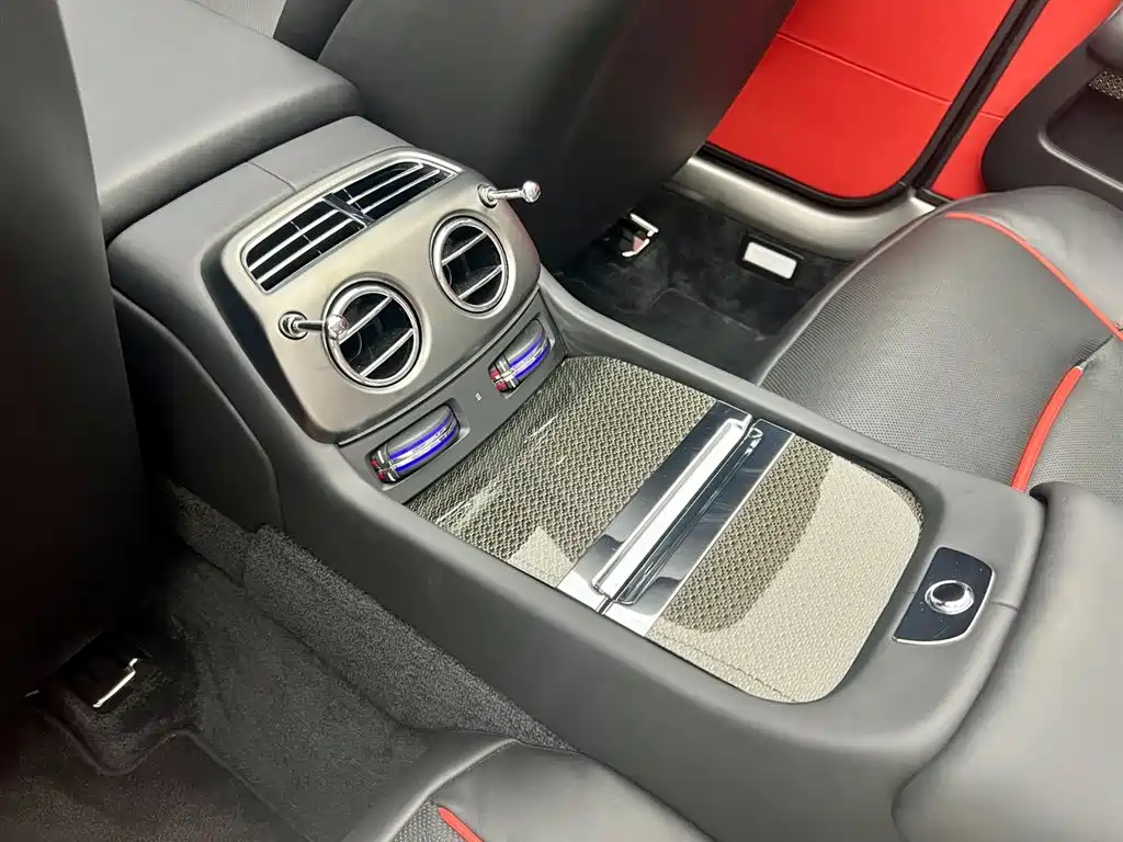 Rolls-Royce Dawn 2020 2018 6.6T Black Badge