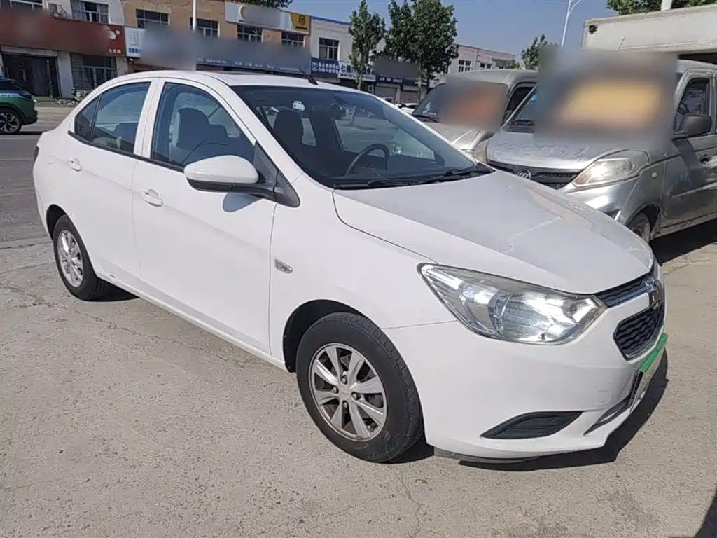 Chevrolet Sail 2018 Sail 3 1.3L Manual Comfort Sunroof фото 4