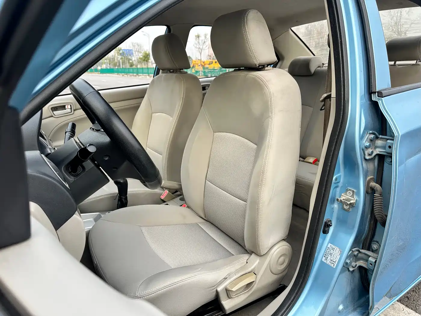 Changan Yuexiang V3 2014 2012 1.3L Manual Luxury (China V)