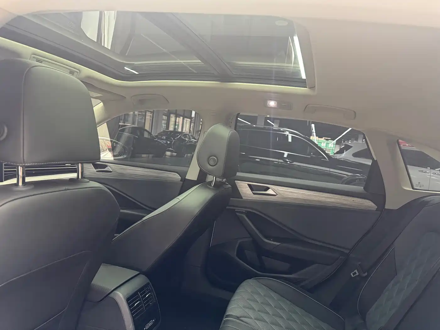 Volkswagen Sagitar 2023 280TSI DSG Beyond Lite фото 17