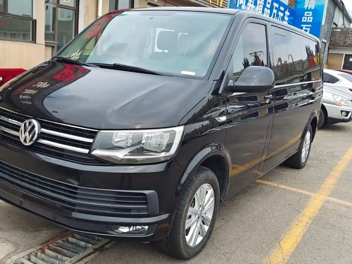 Volkswagen Caravelle 2016 2.0TSI AWD Comfort 9-Seater