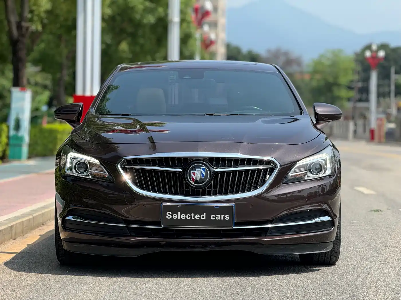 BUICK LACROSSE