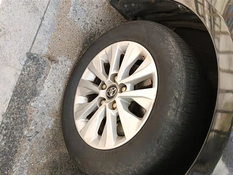 Toyota Corolla 2021 1.2T S-CVT Pioneer Edition фото 6