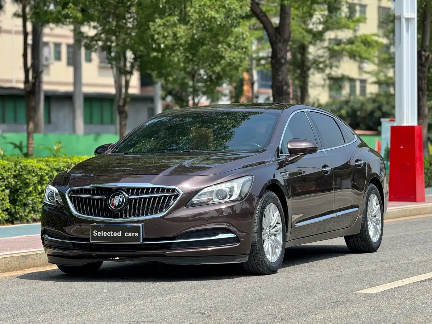 BUICK LACROSSE