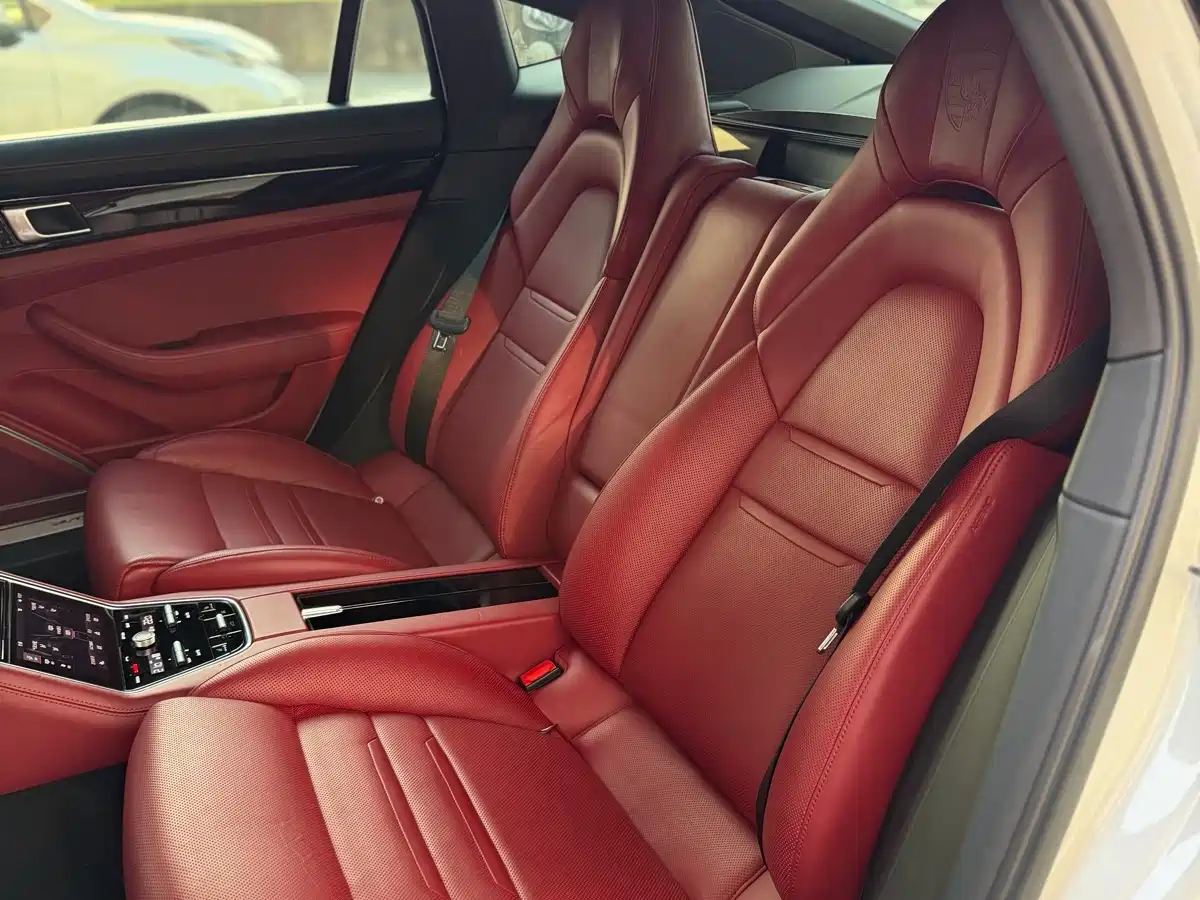 Porsche Panamera 2019 Panamera 4 Executive Long Wheelbase 2.9T фото 21