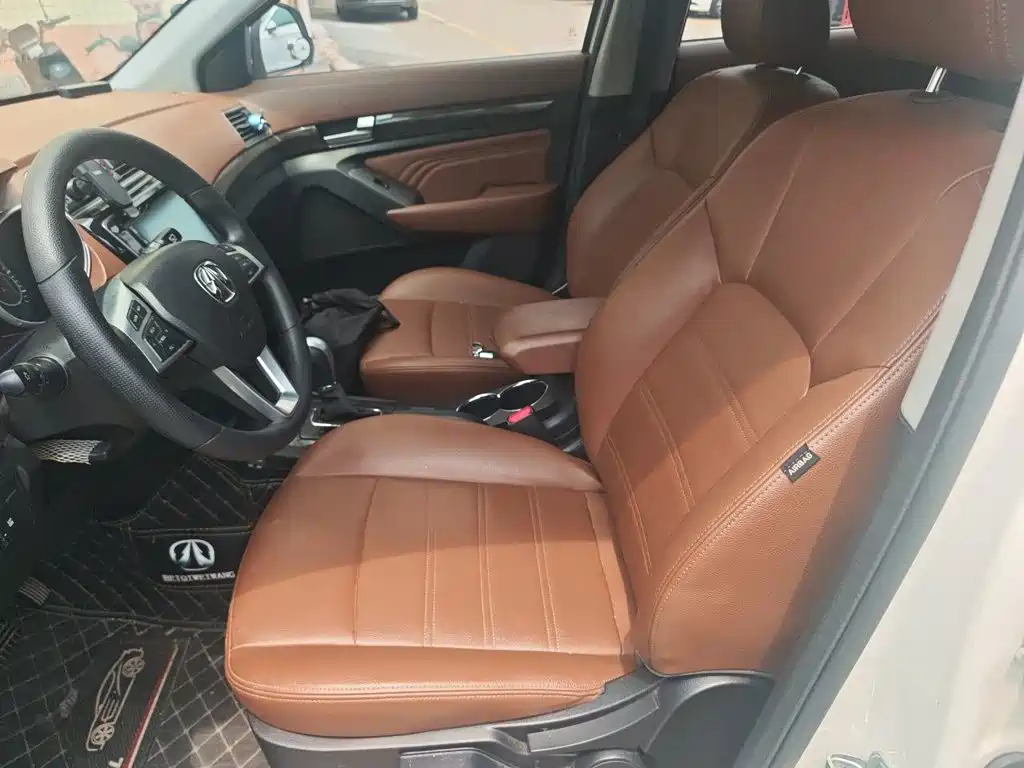 BAIC Weiwang S50 2017 2016 1.5T CVT Fun Luxury