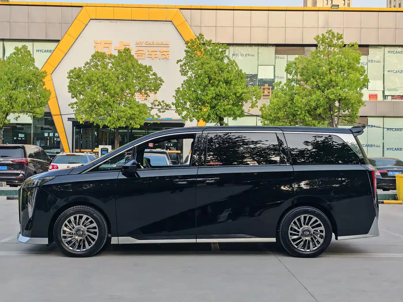 GAC Trumpchi Trumpchi M8 2024 Patriarch Series 400T Ultimate Edition фото 7